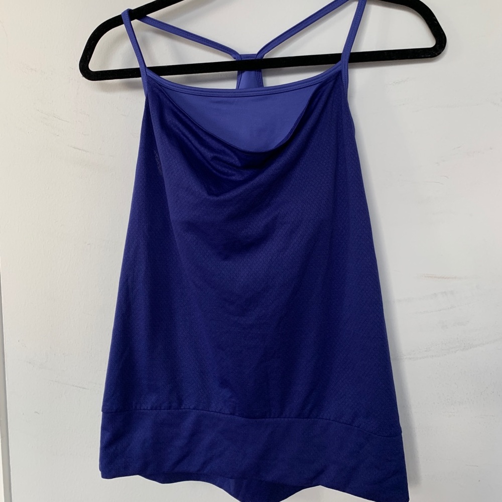Blue work out tank